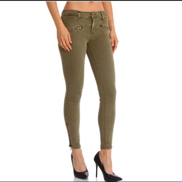 Revolve CURRENT ELLIOTT Soho Zip Stiletto Pants in Army Green - Picture 2 of 10